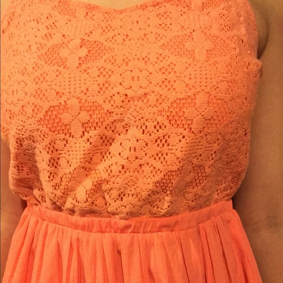 Mid thigh orange dress - Picture 2 of 4